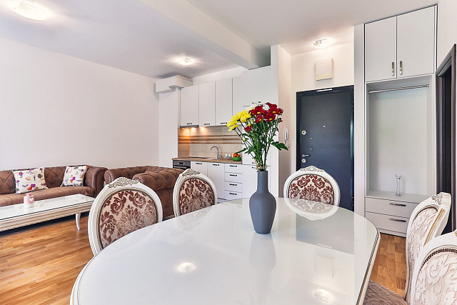 Lux Apartment mit zwei Schlafzimmern und Meerblick — photo 4